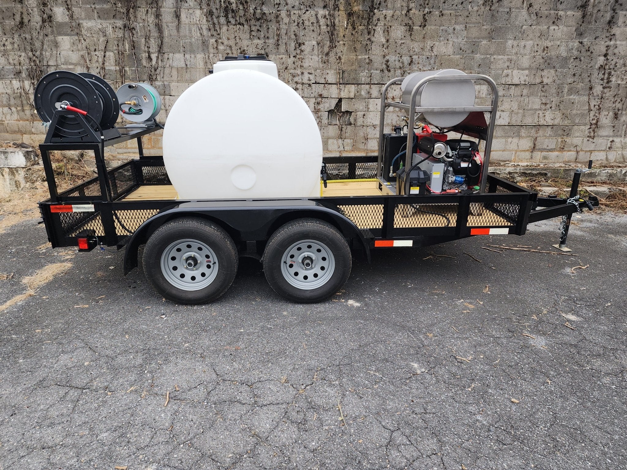 Hydro Max - 5.6gpm at 3600psi Hot Water Trailer Package - SS Unit - BCE Cleaning Systems